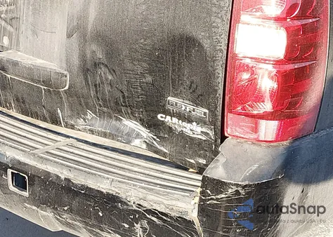 2009 Chevrolet Suburban 1500 Lt1 z USA, uszkodzony, nr VIN 1GNFC26089R228249